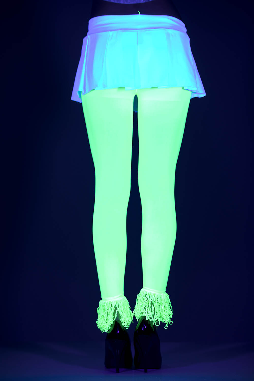 35828