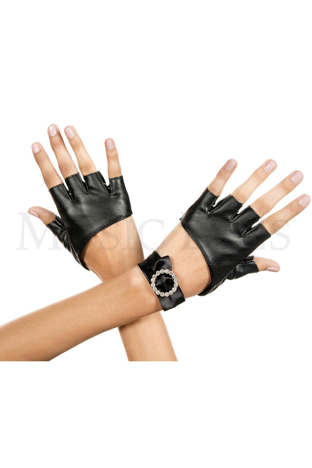 Metallic fingerless gloves