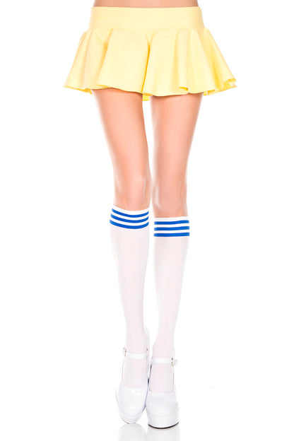 5736